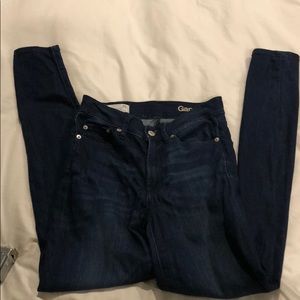 Gap high waisted stretchy jeans